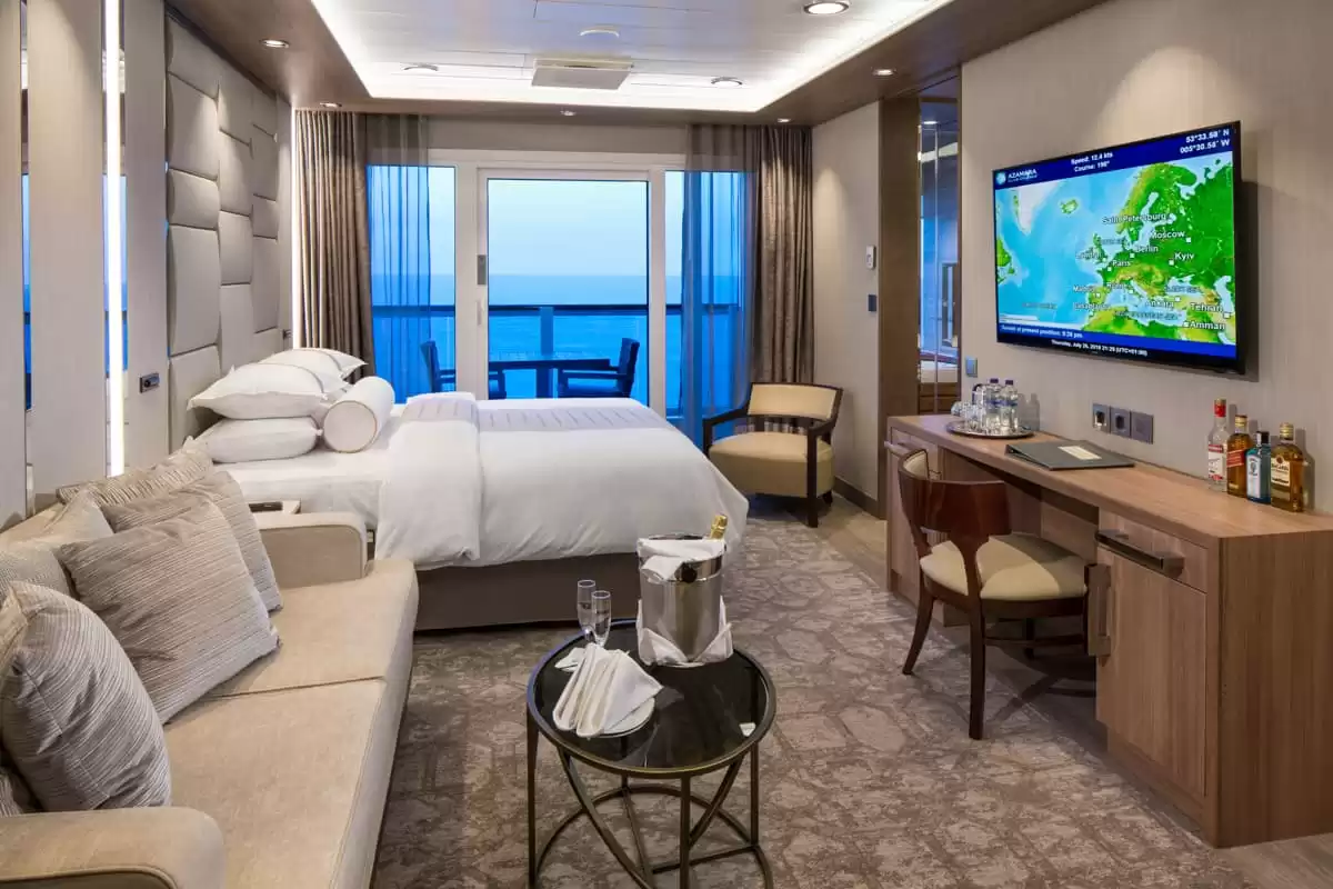 le Azamara Journey :   0