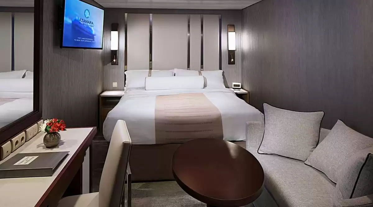 le Azamara Onward :   15
