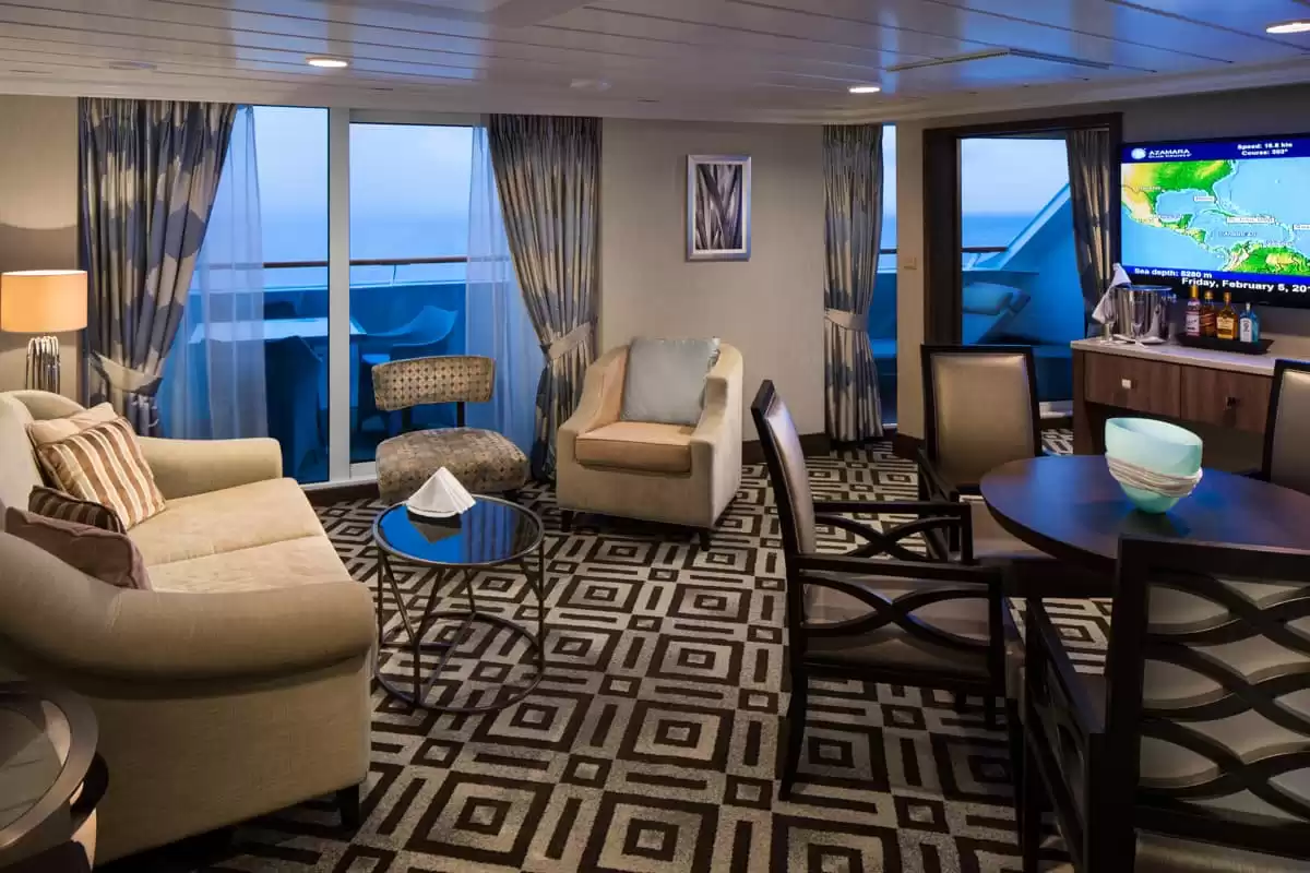 le Azamara Quest :   1