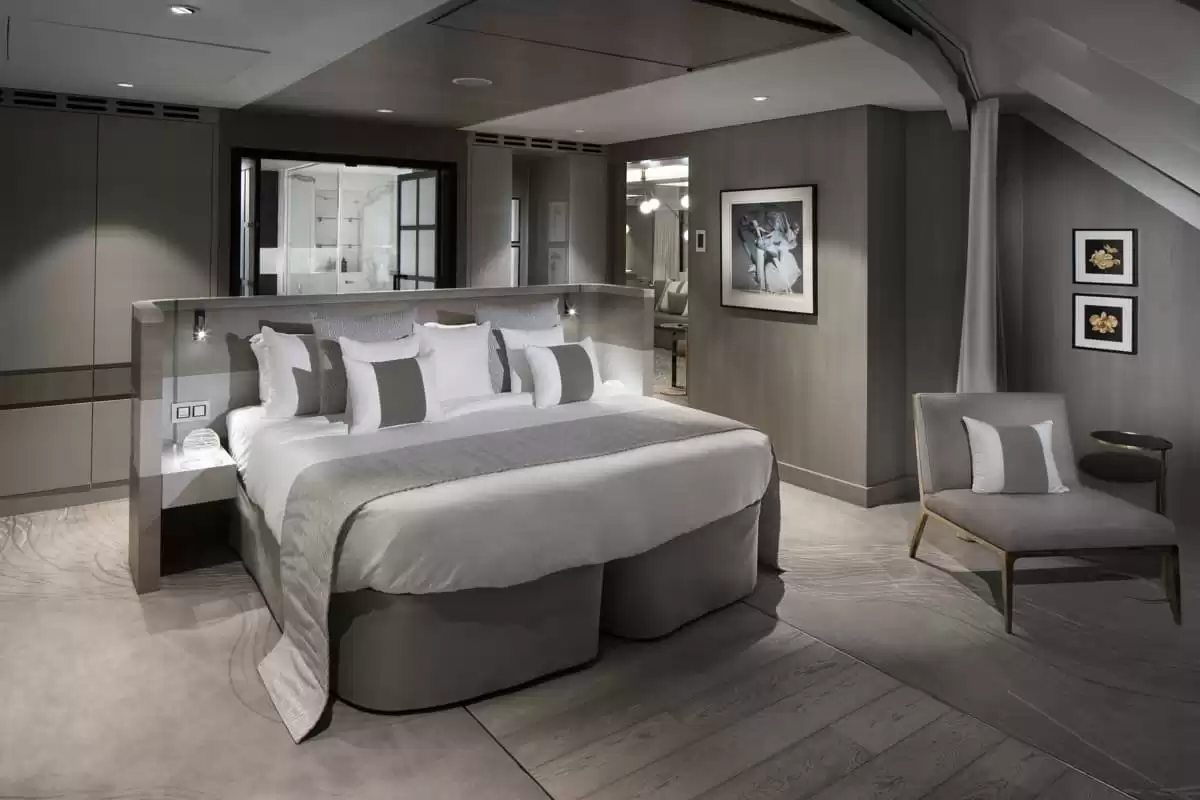 le  :  cabine 89
