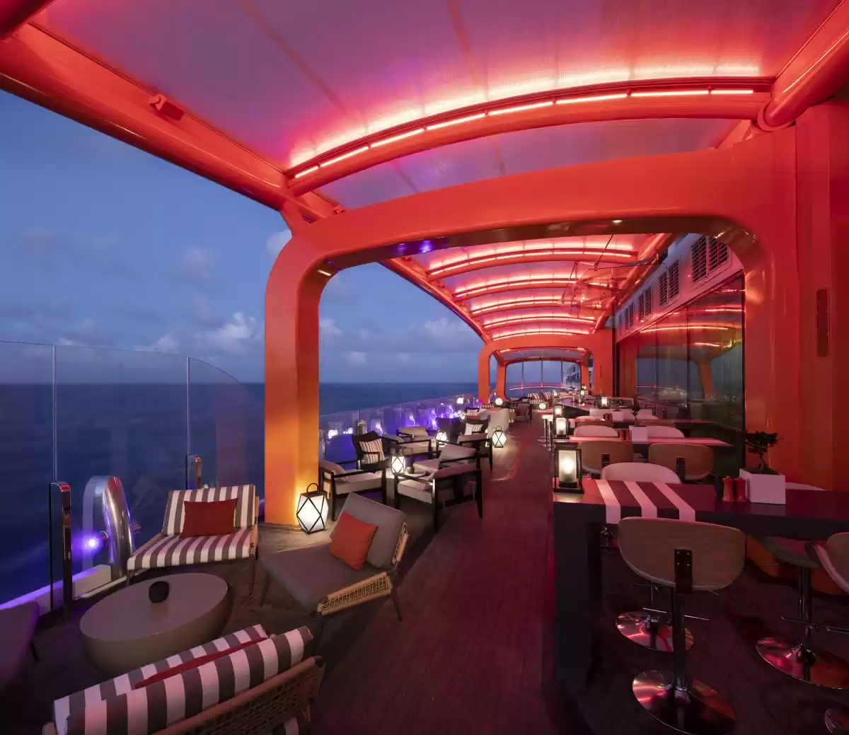 le  :  cabine 96