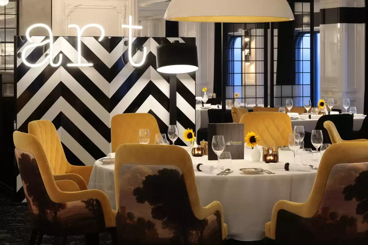 le  :  cabine 329