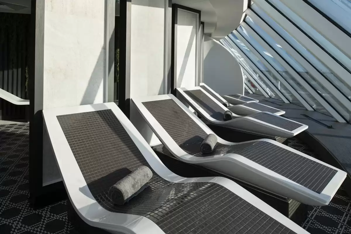 le  :  cabine 345