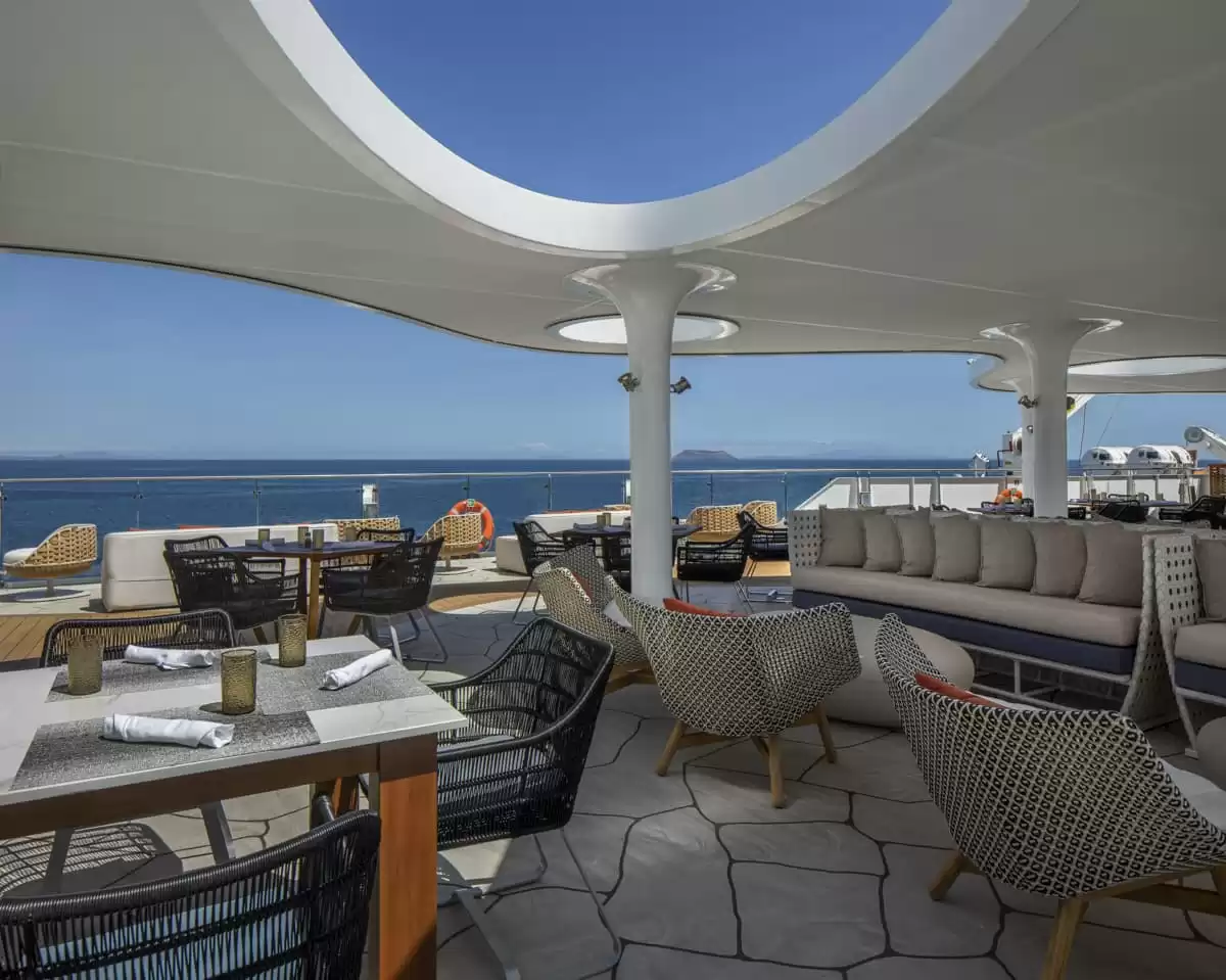 le  :  cabine 25