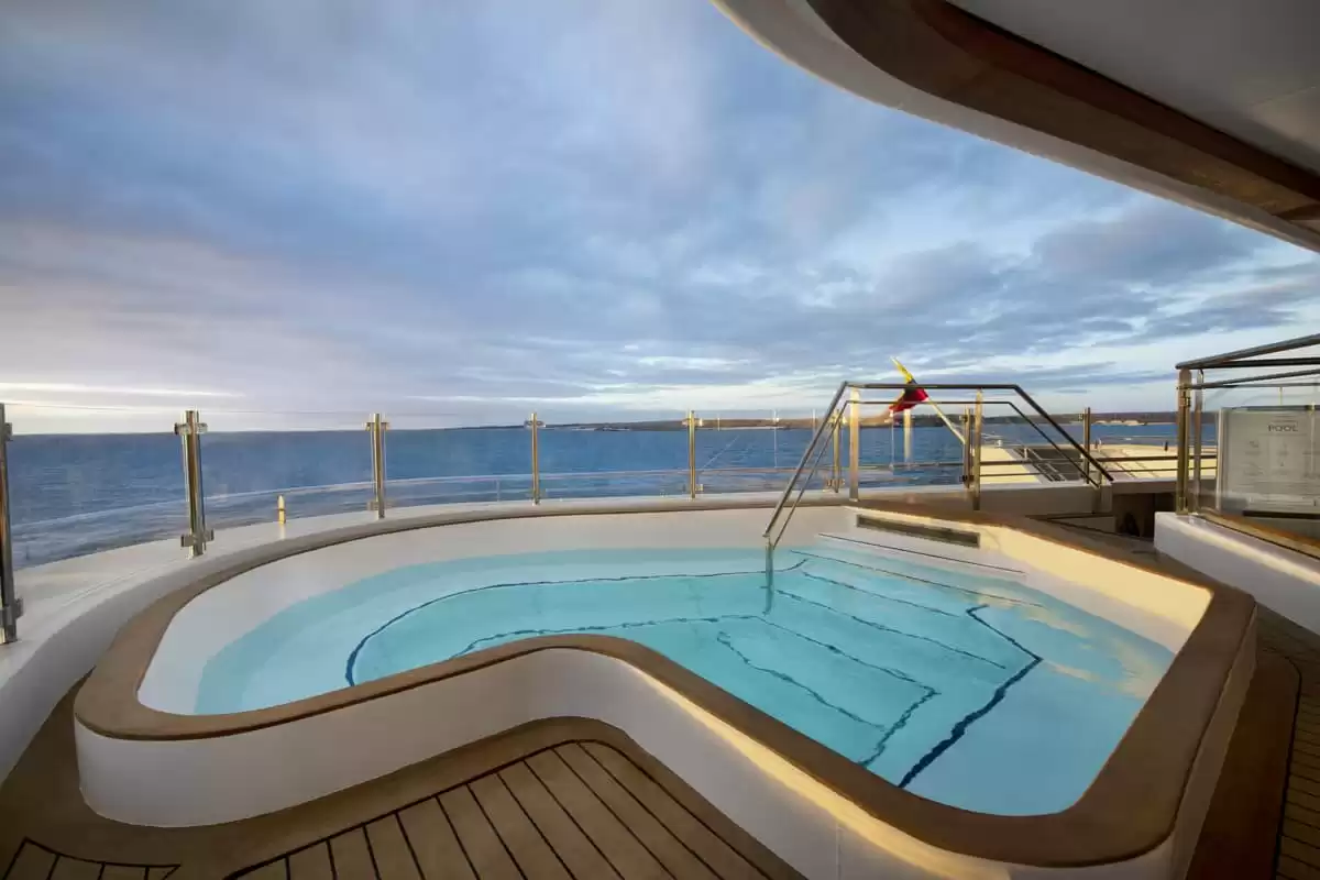 le  :  cabine 28