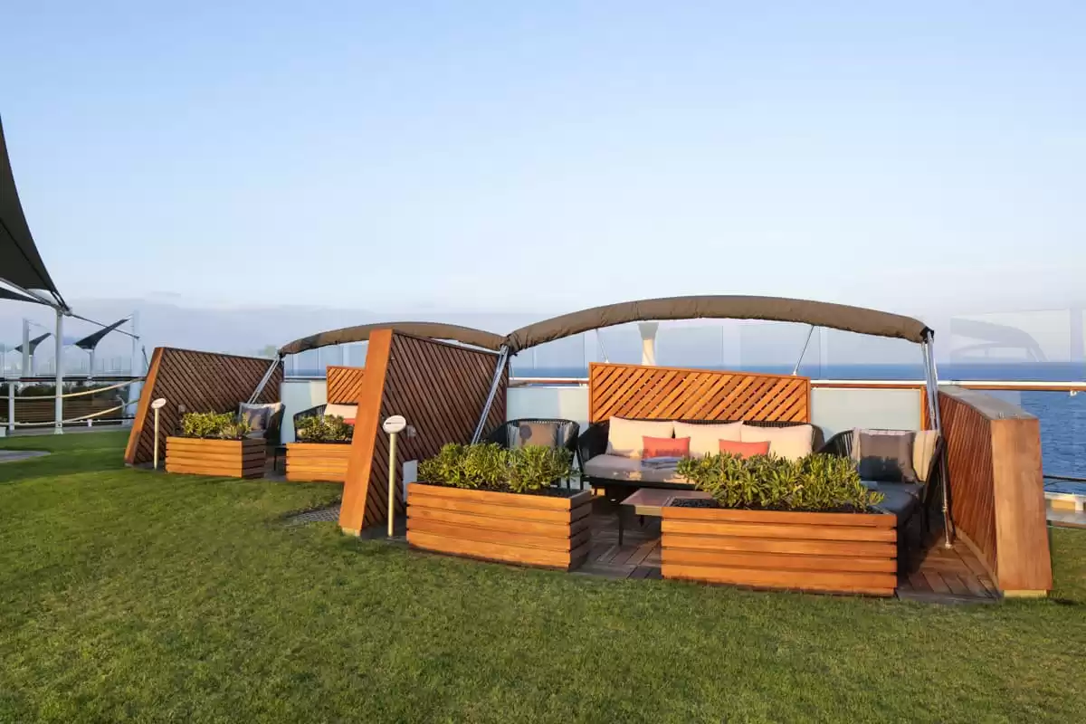 le  :  cabine 18
