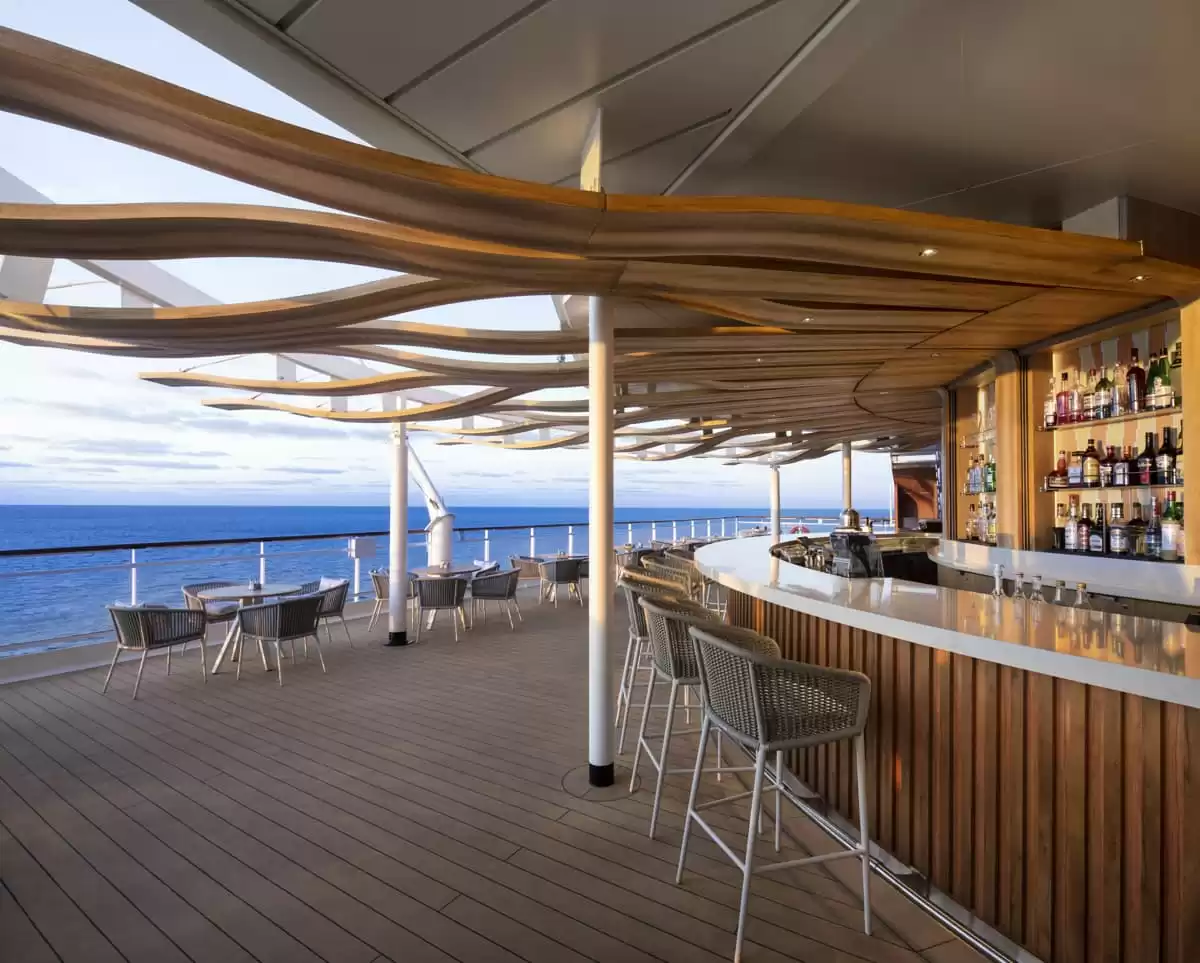 le  :  cabine 12