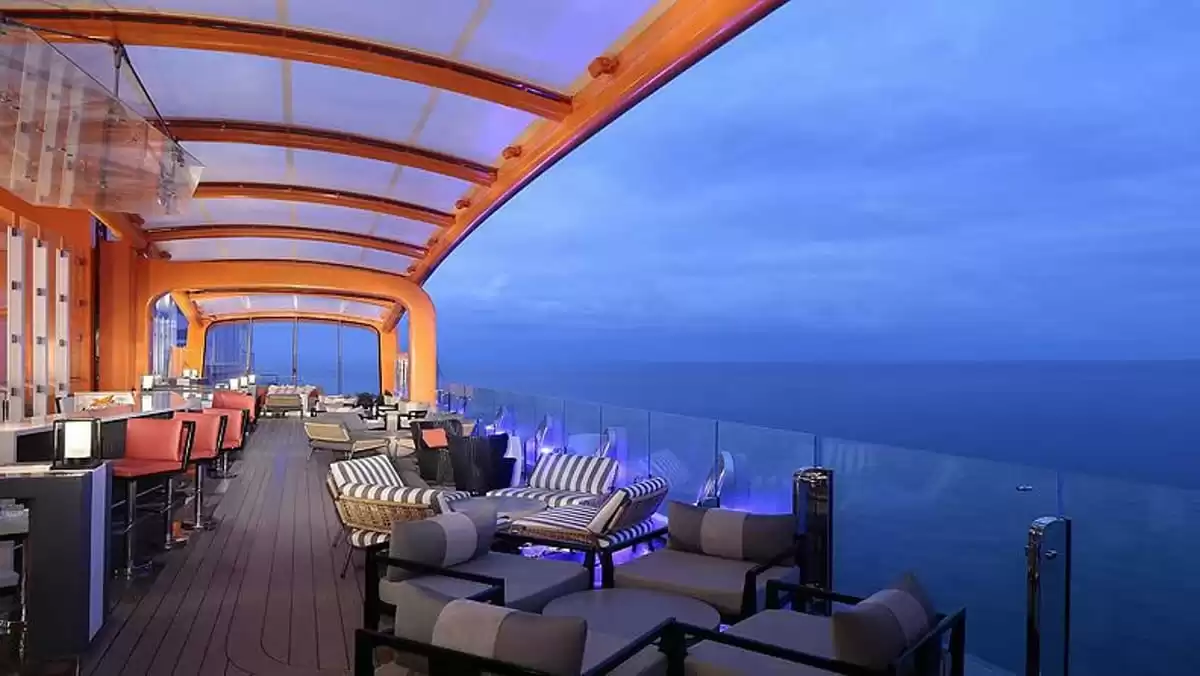le  :  cabine 3