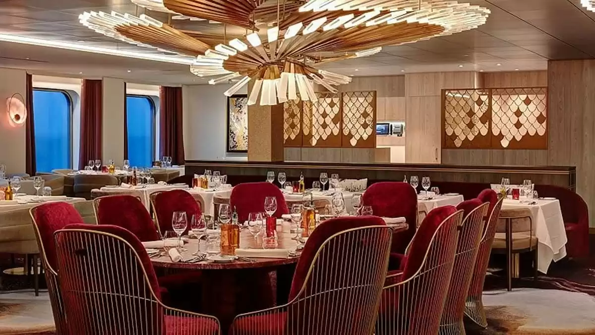le  :  cabine 10