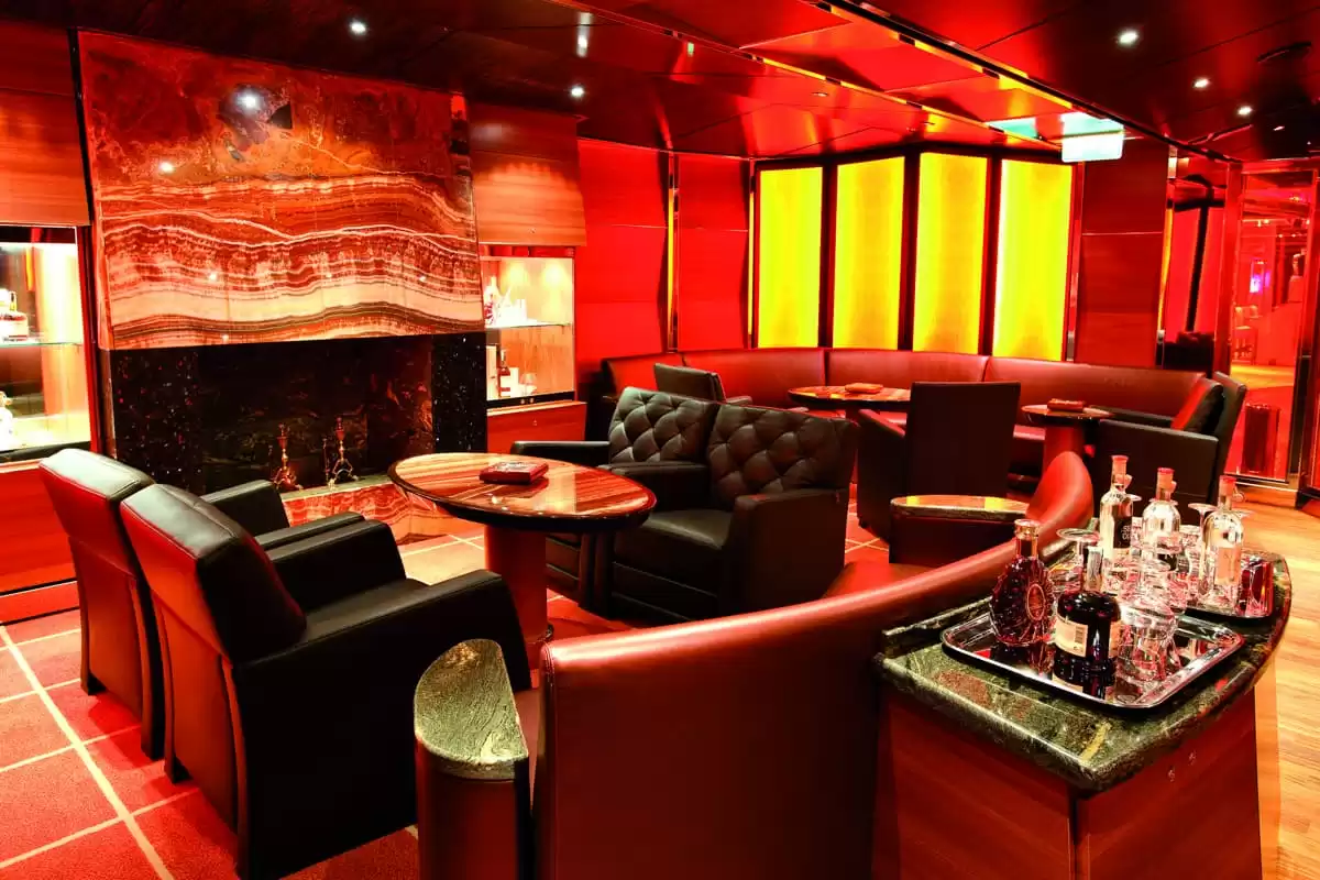 le  :  cabine 5