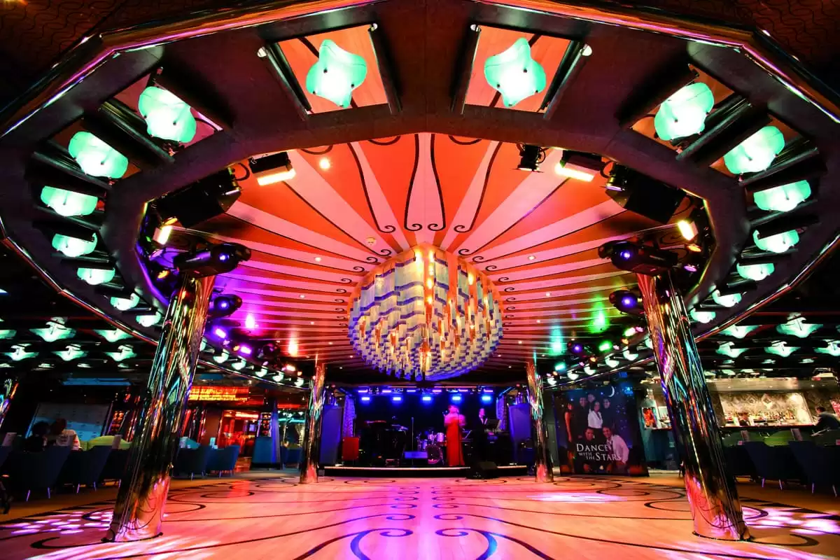 le  :  cabine 11