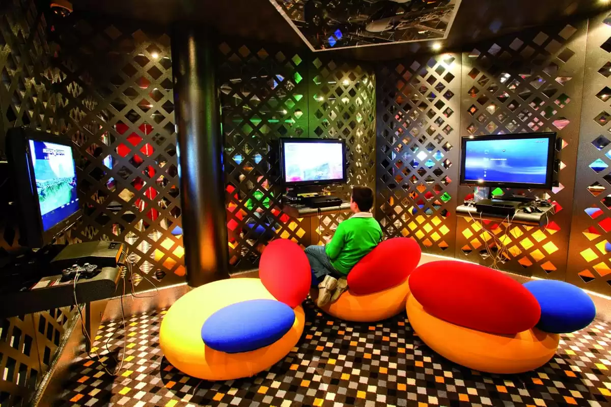 le  :  cabine 23