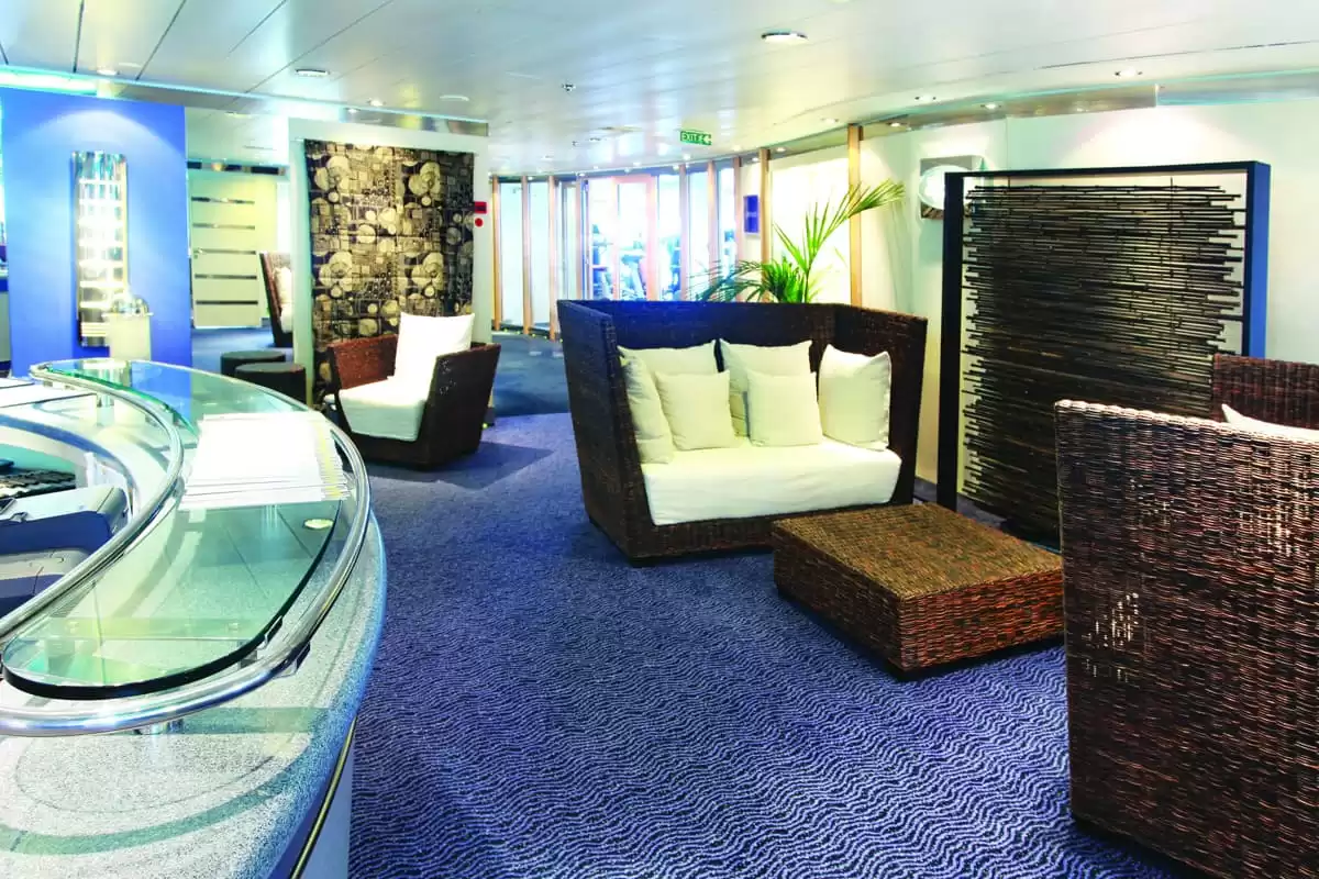 le  :  cabine 9