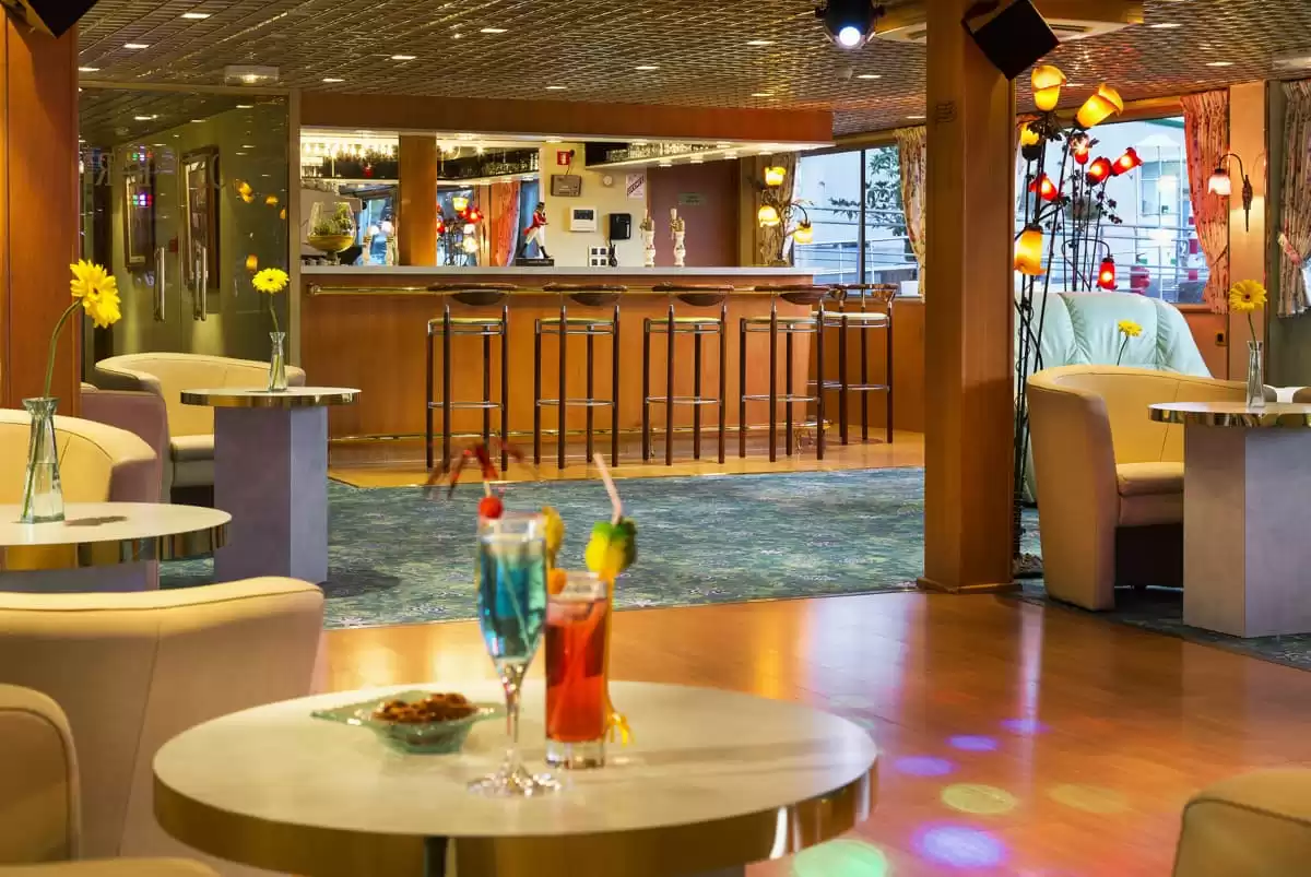 le  :  cabine 5