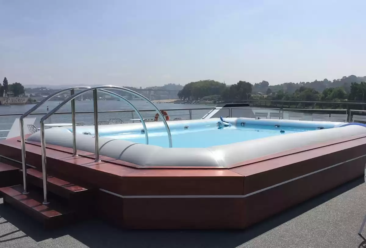 le  :  cabine 0