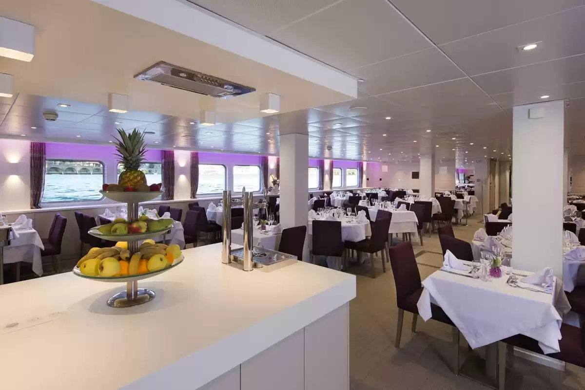 le  :  cabine 4