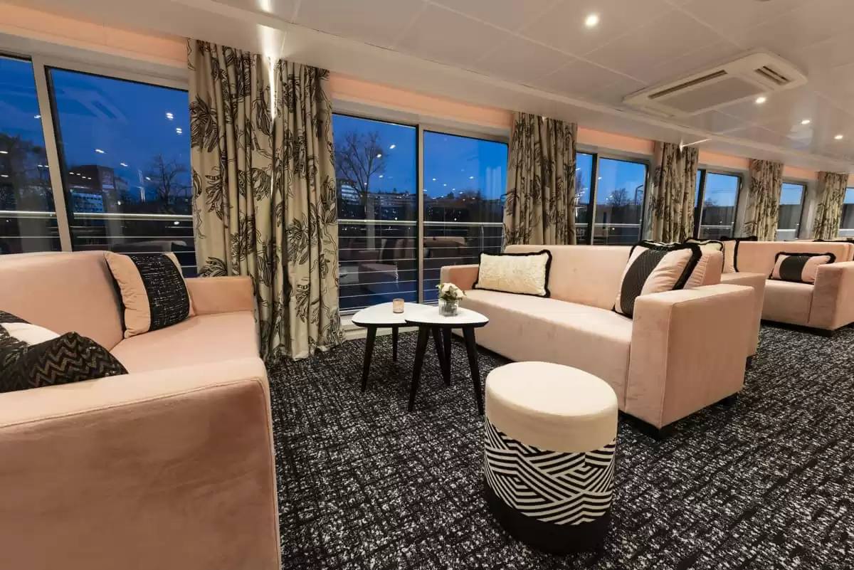 le  :  cabine 3