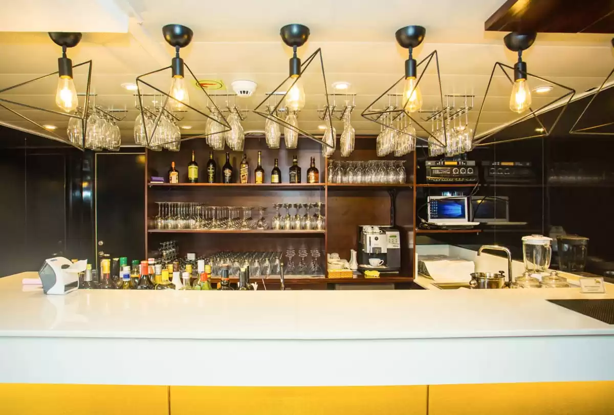 le  :  cabine 13