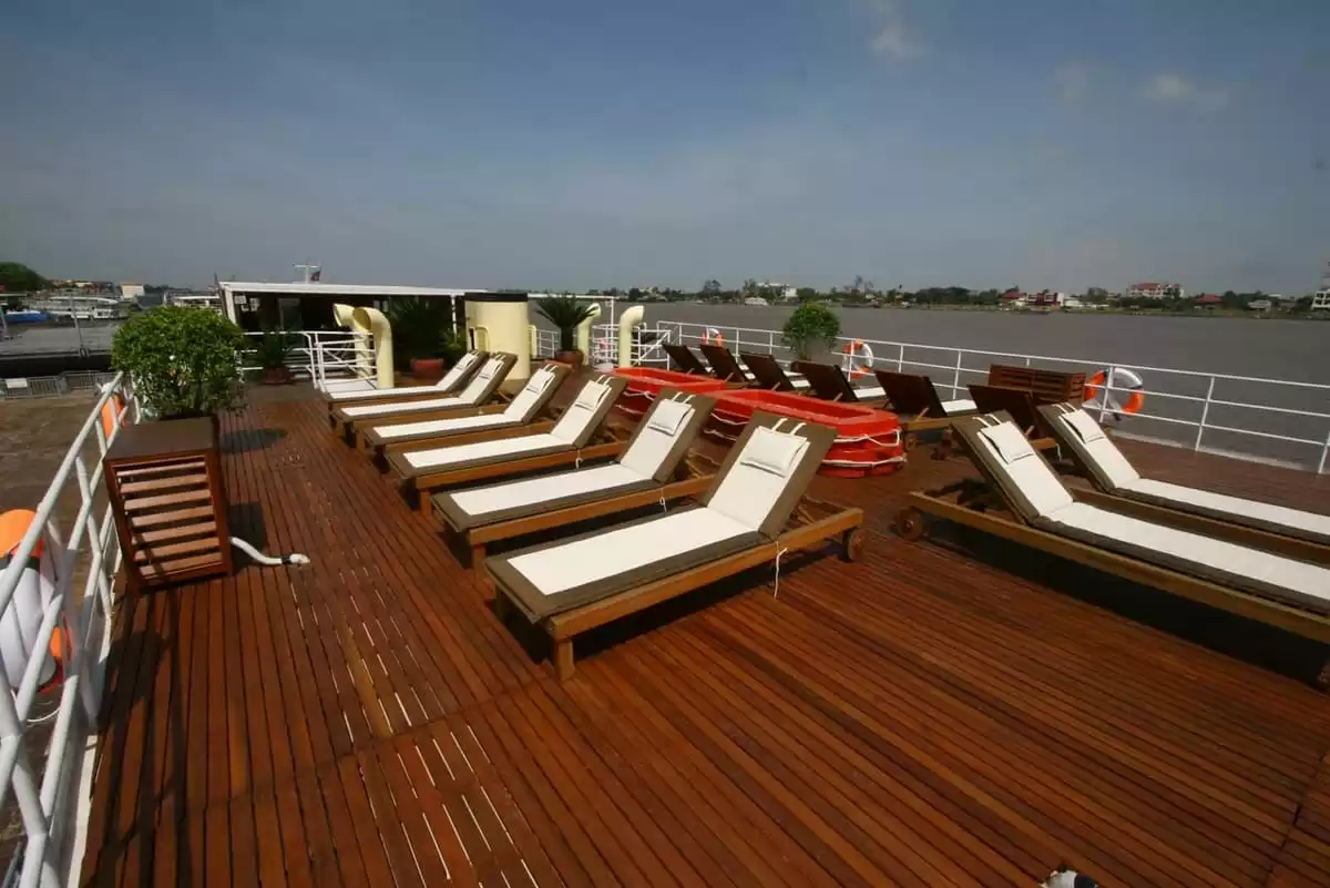 le RV indochine :  cabine 2