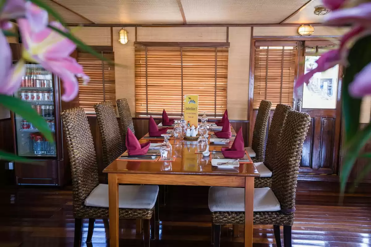le RV indochine :  cabine 6
