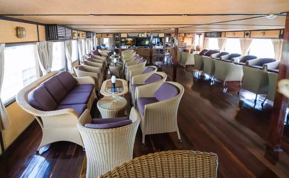 le RV indochine :  cabine 9