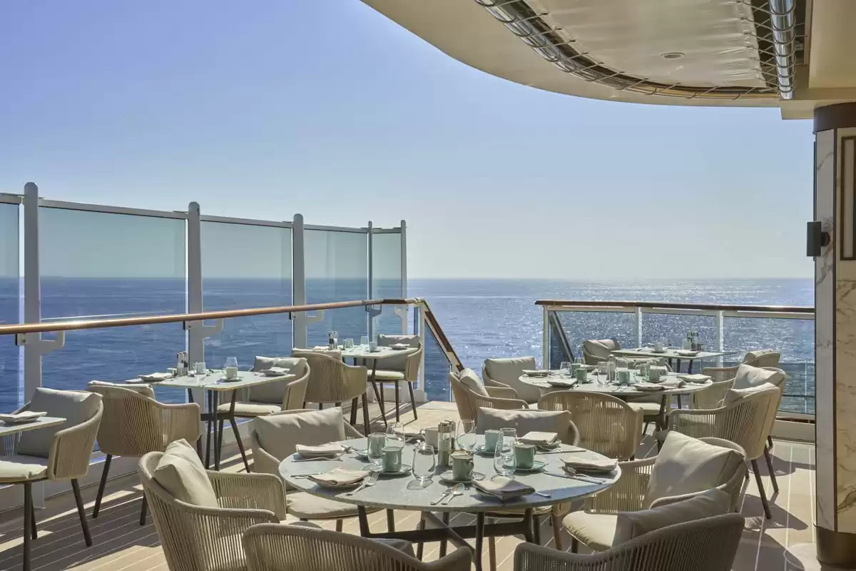le EXPLORA II :  cabine 23
