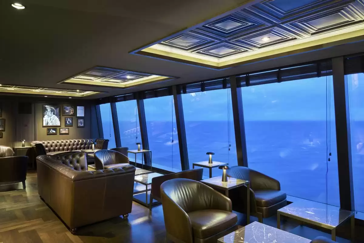 le EXPLORA II :  cabine 48