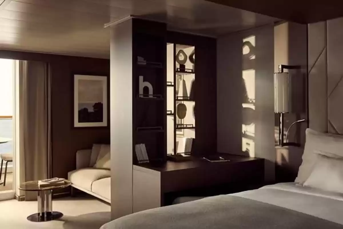 le EXPLORA III :   6