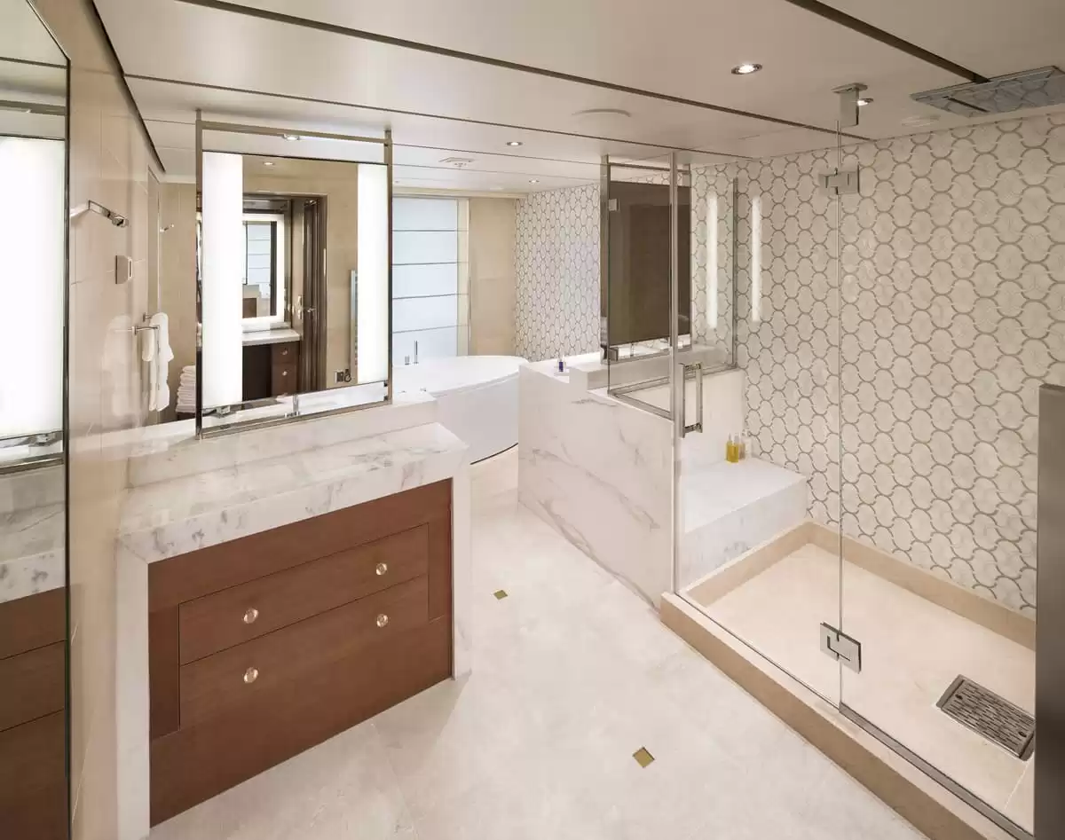 le MS Koningsdam :   6