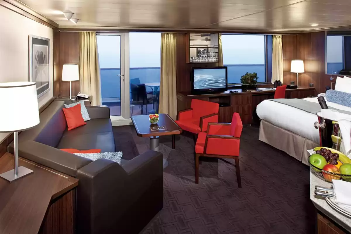 le Nieuw Amsterdam :   9