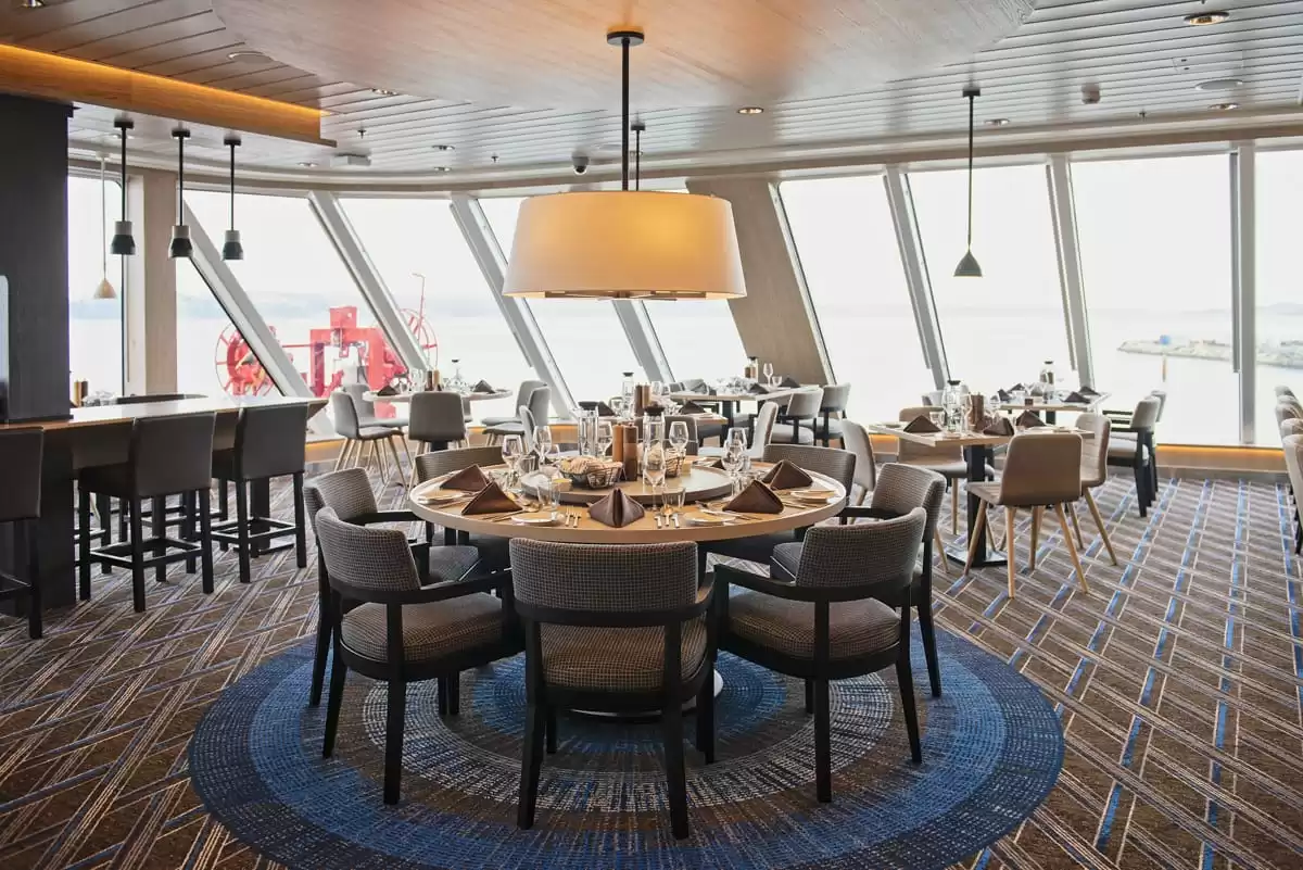 le MS Roald Amundsen :  cabine 61