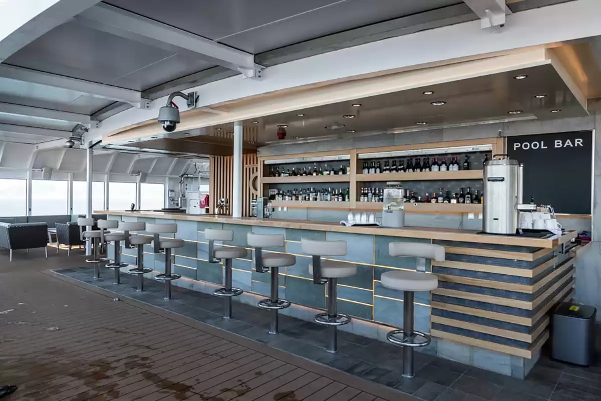 le MS Roald Amundsen :  cabine 65