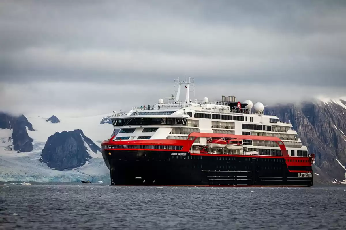 le MS Roald Amundsen :  cabine 90