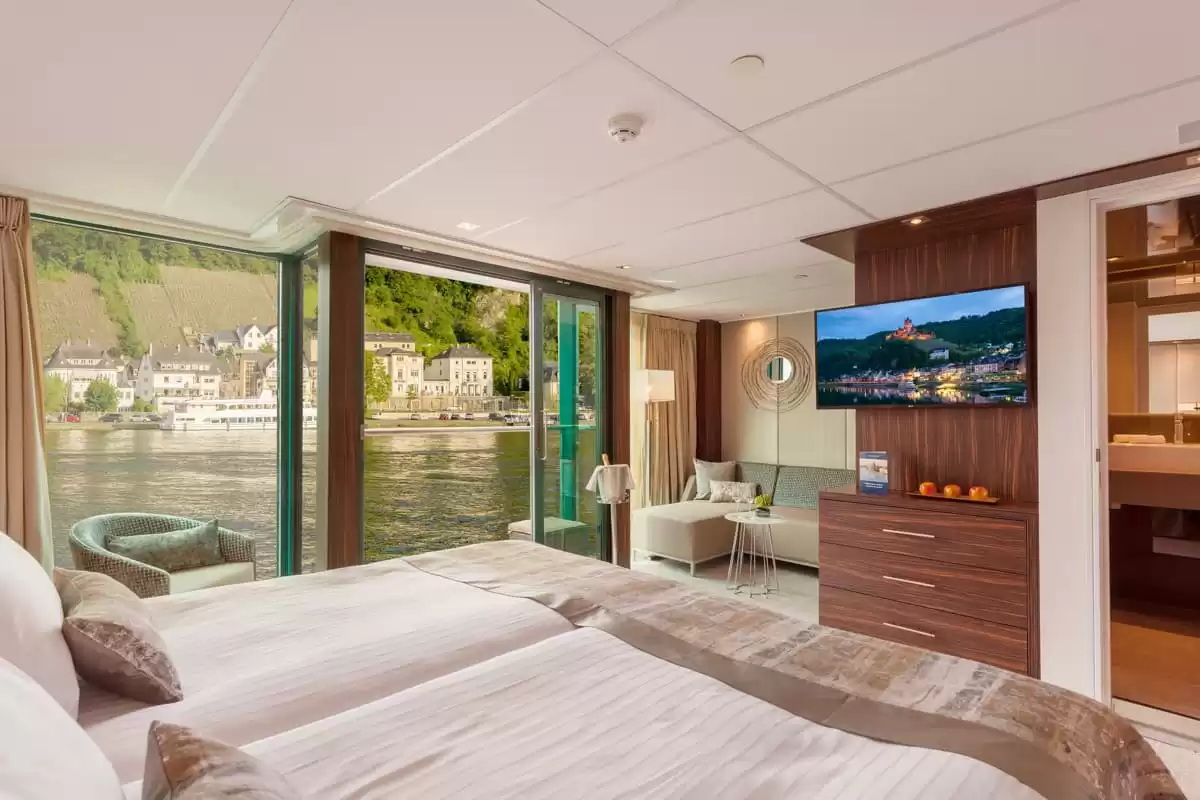 le Amadeus Imperial :   1