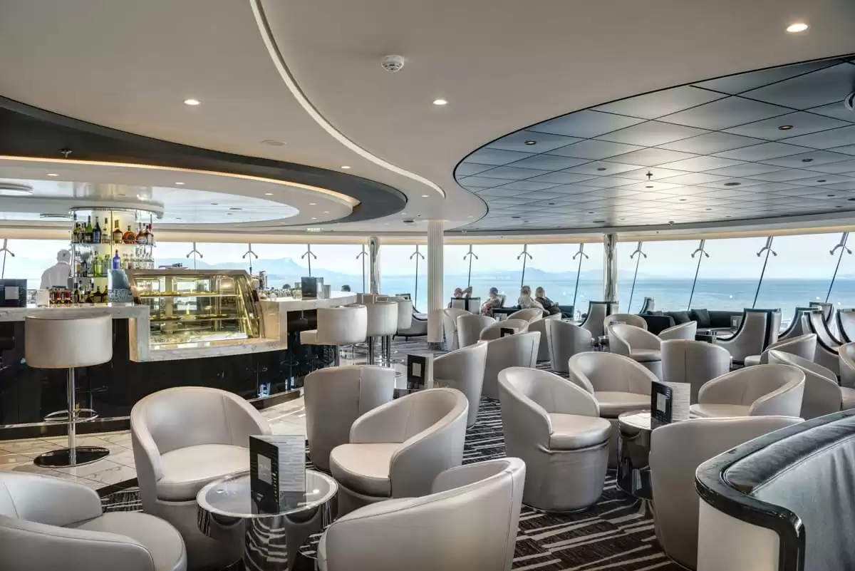 le  :  cabine 3