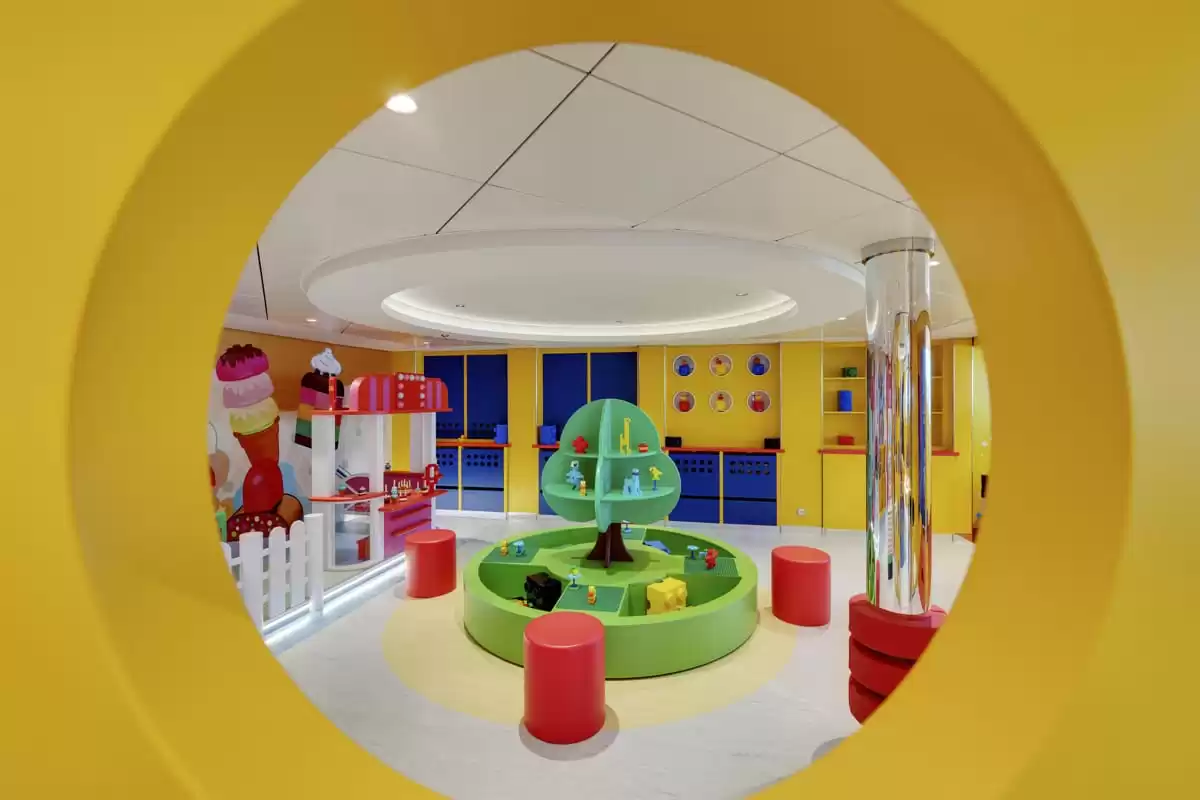 le  :  cabine 24