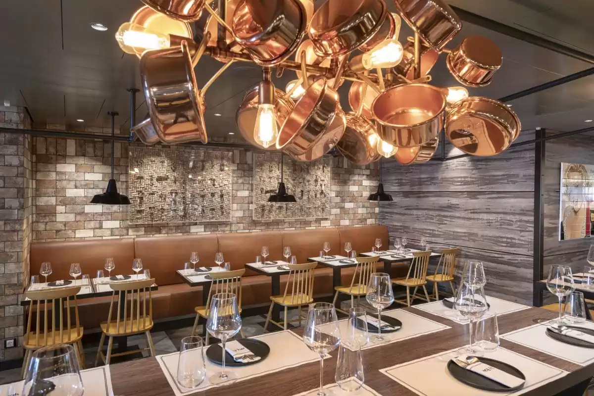 le  :  cabine 53