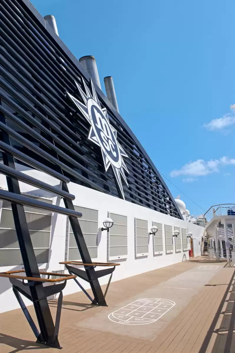 le  :  cabine 25