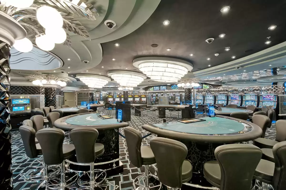 le  :  cabine 27
