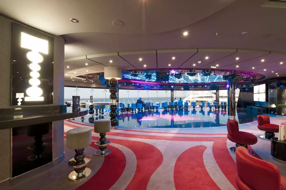 le  :  cabine 54