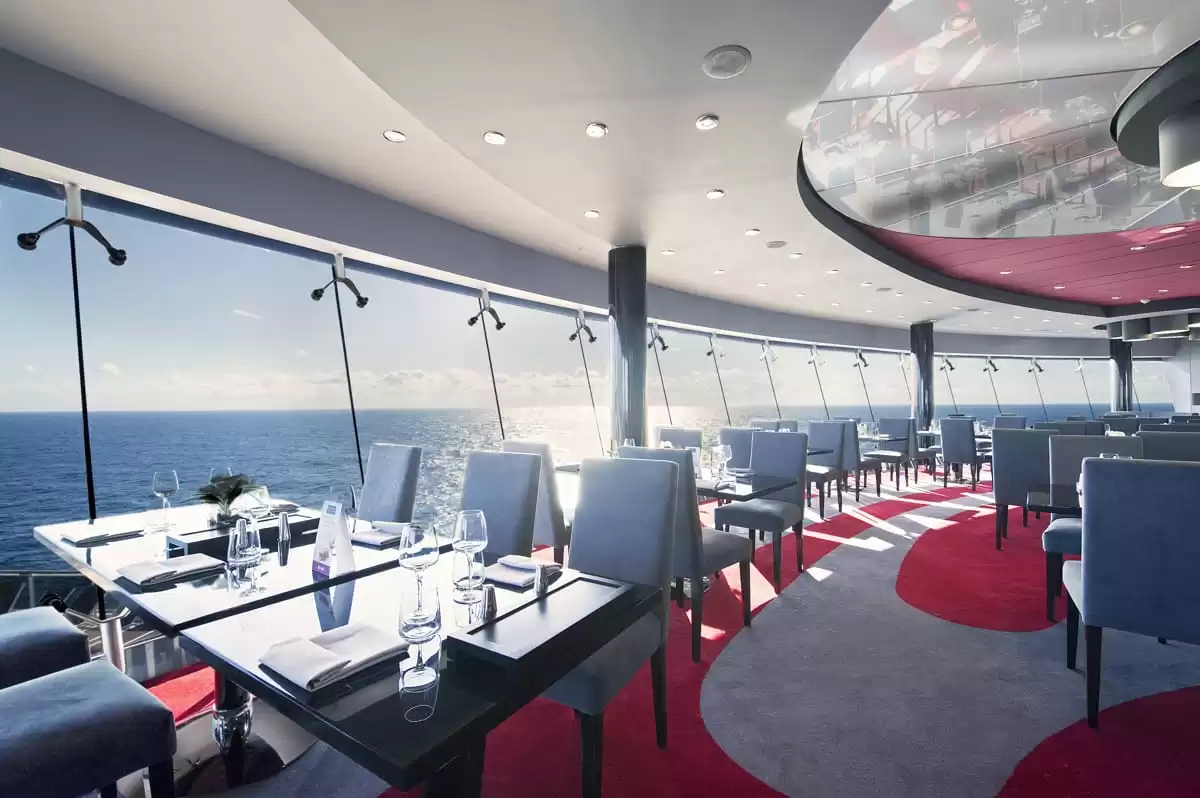 le  :  cabine 74