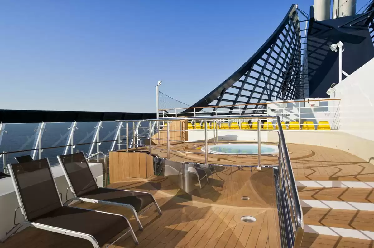 le  :  cabine 80