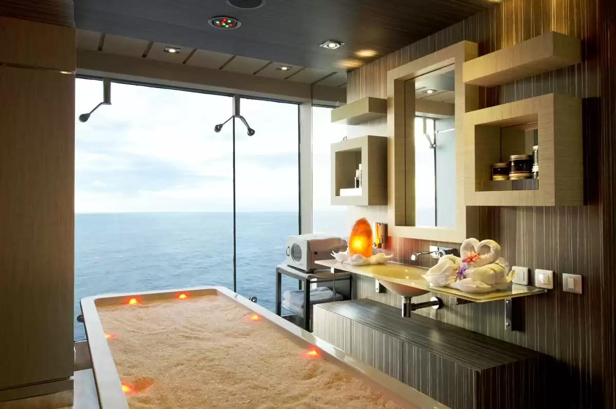 le  :  cabine 108
