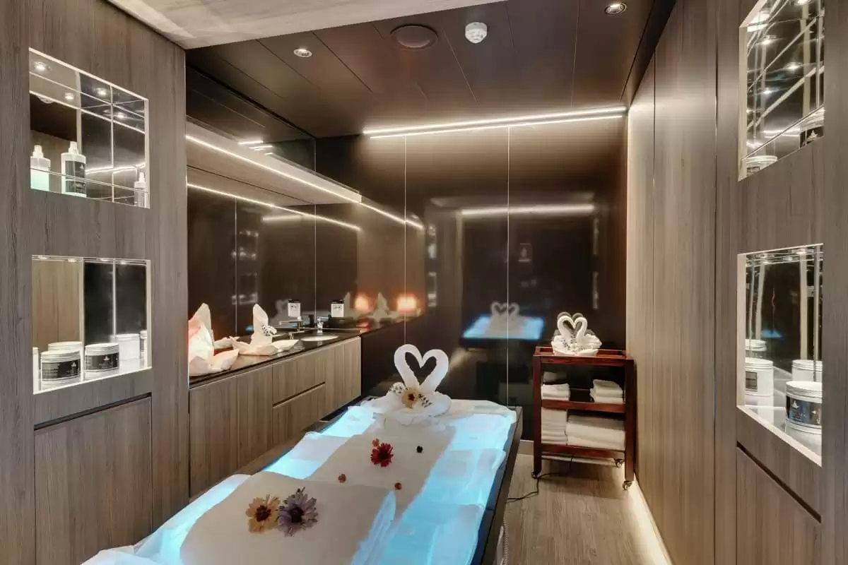 le  :  cabine 66