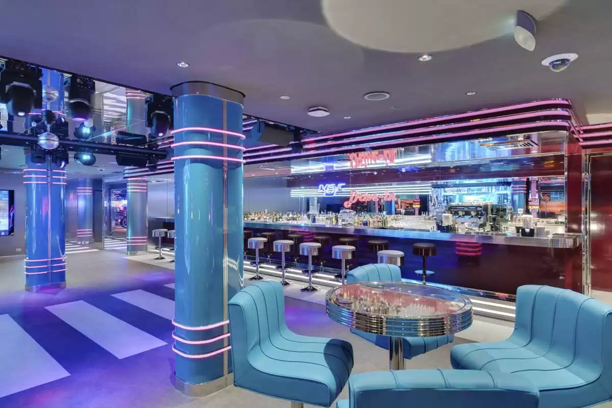 le  :  cabine 61