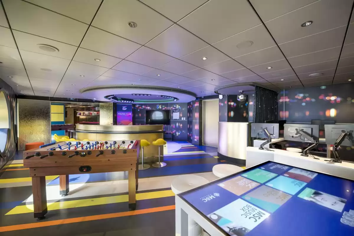 le  :  cabine 38