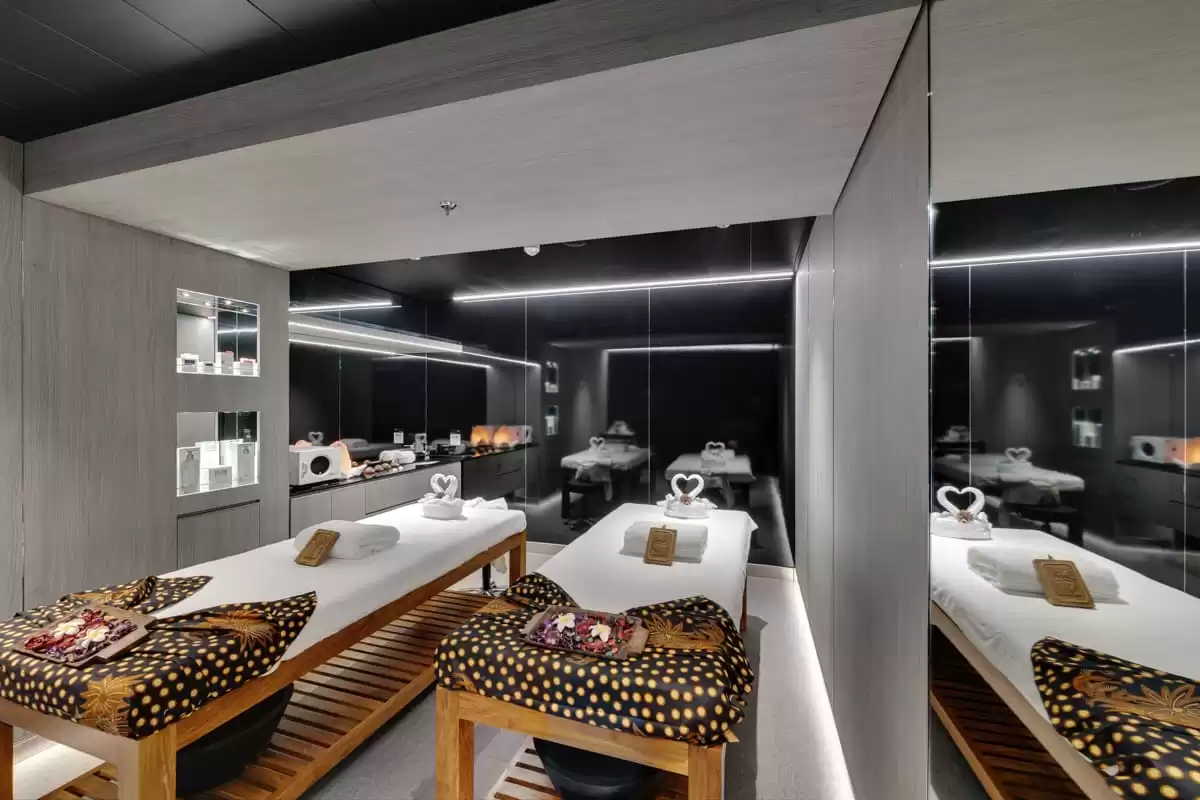 le  :  cabine 1