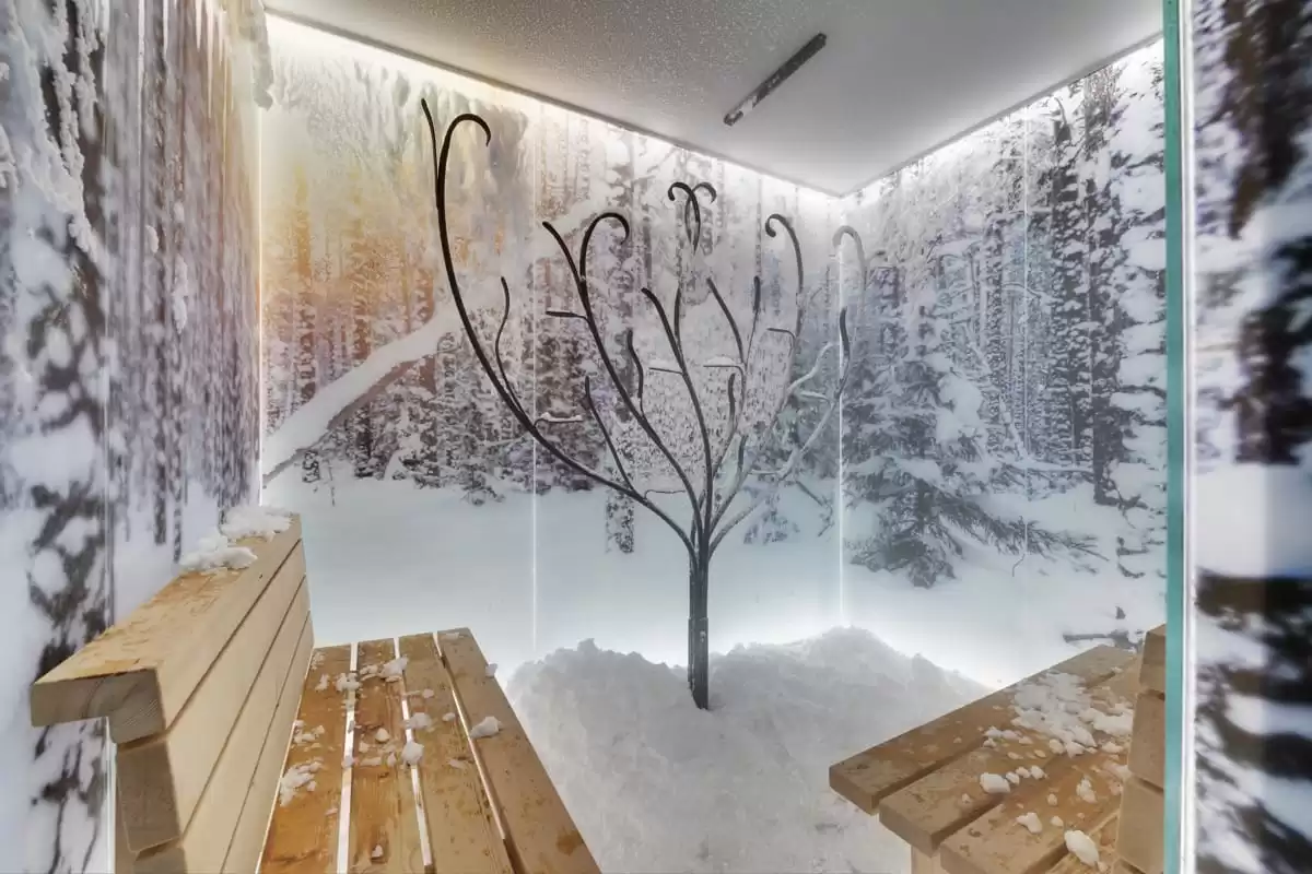 le  :  cabine 9