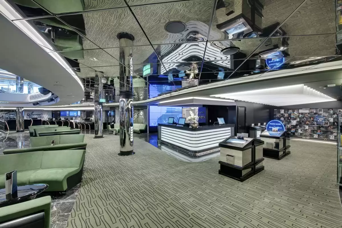 le  :  cabine 37