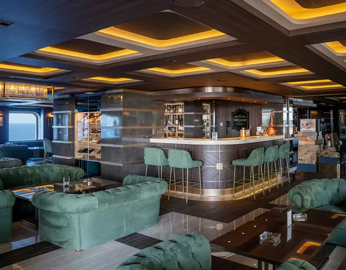 le  :  cabine 4